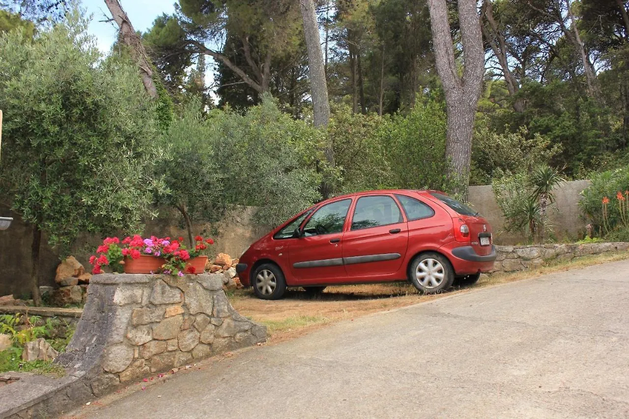 Apartment Veli Losinj 8029B